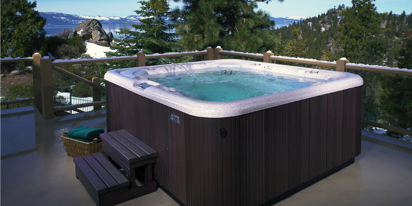 Used Hot Tubs mobile hero